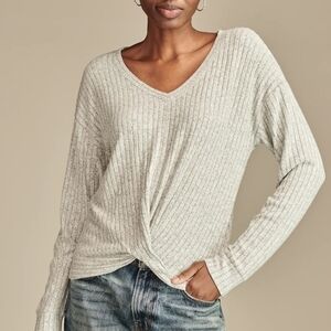 Cloud Twist Front Top